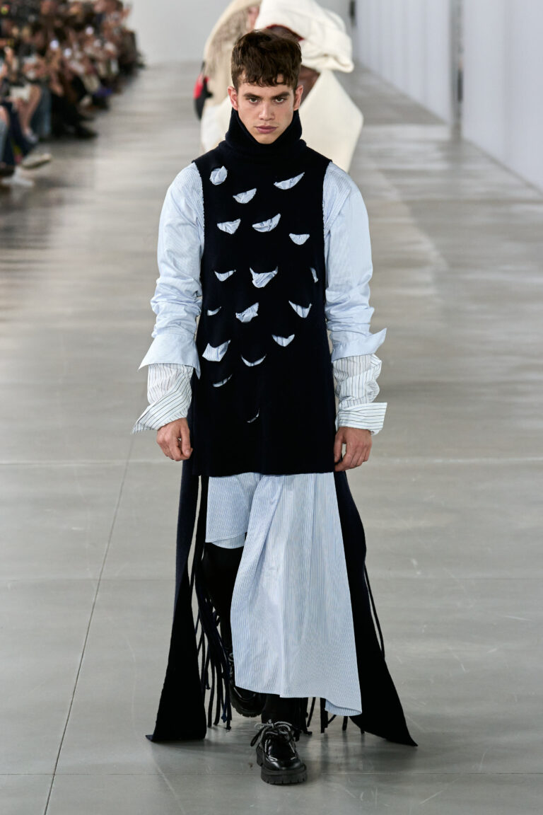 Siying Chen's collection, Polimoda Graduation Show 2023